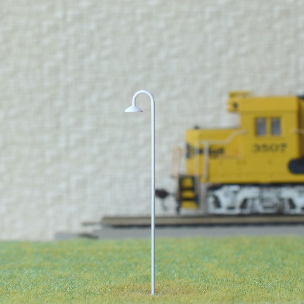 3 x OO / HO Scale Led Street Light Model Train Railroad path Lamp post #733WH